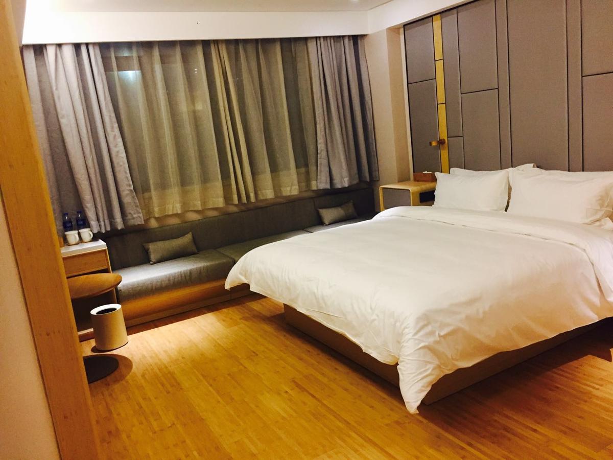 Ss Hotel Xujiahui Shanghai Exterior foto